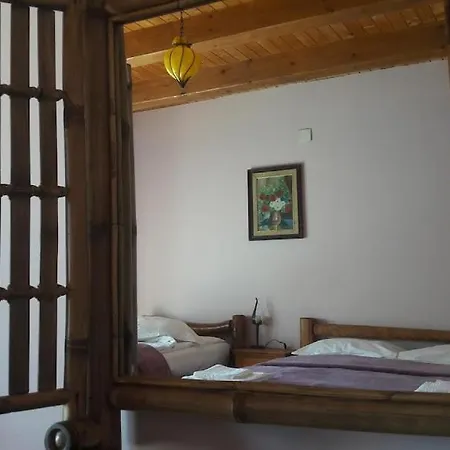 Hanul Curtea Veche 招待所